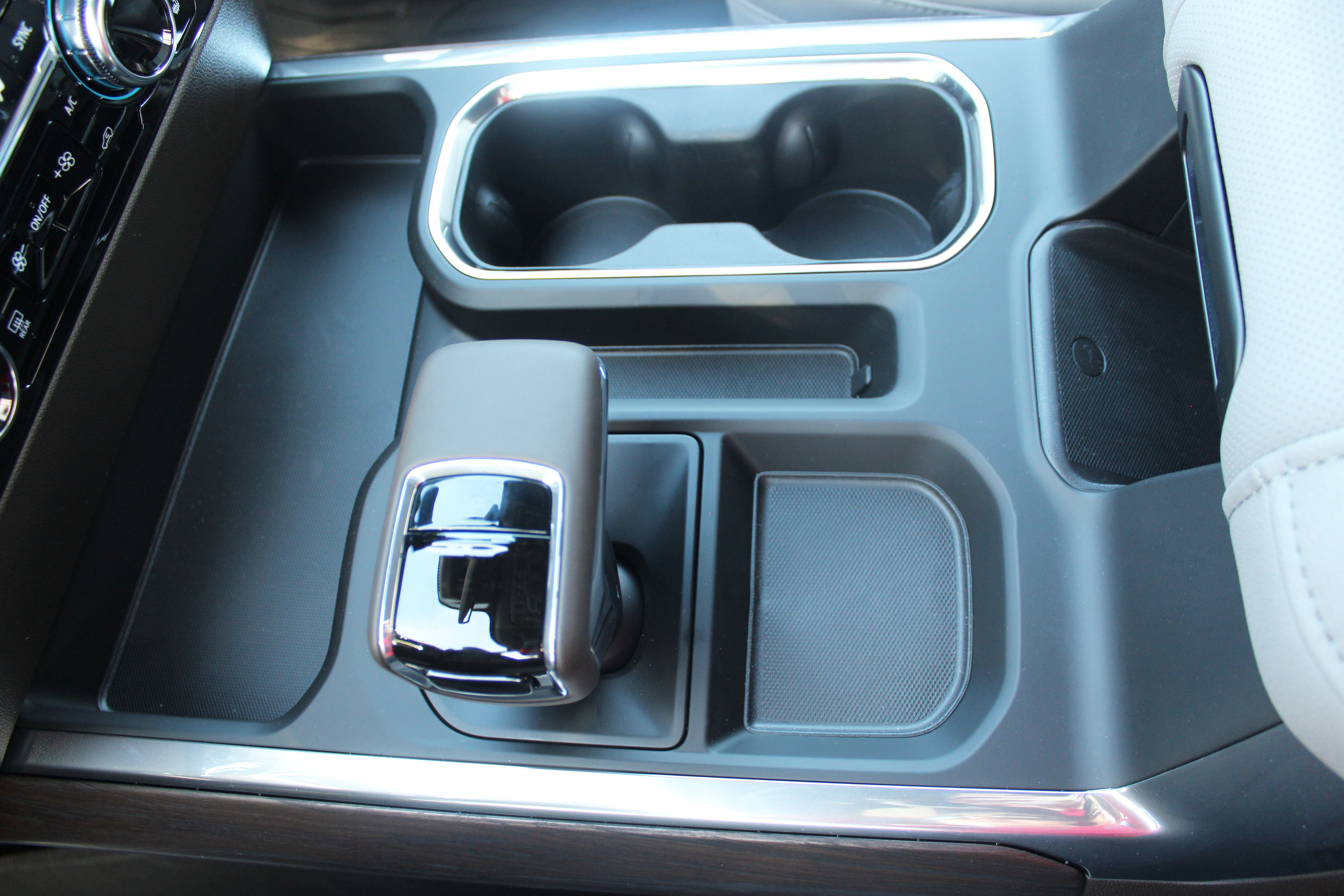 New 2026 GMC Sierra 1500 SLT w/ SLT Premium Plus Package image 41