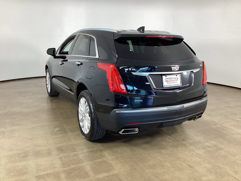 Used 2018 Cadillac XT5 Premium Luxury w/ Driver Assist Package AWD/4WD image 7