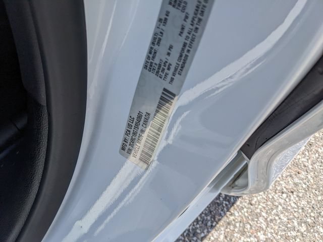 Used 2025 Chrysler Pacifica Select FWD image 37
