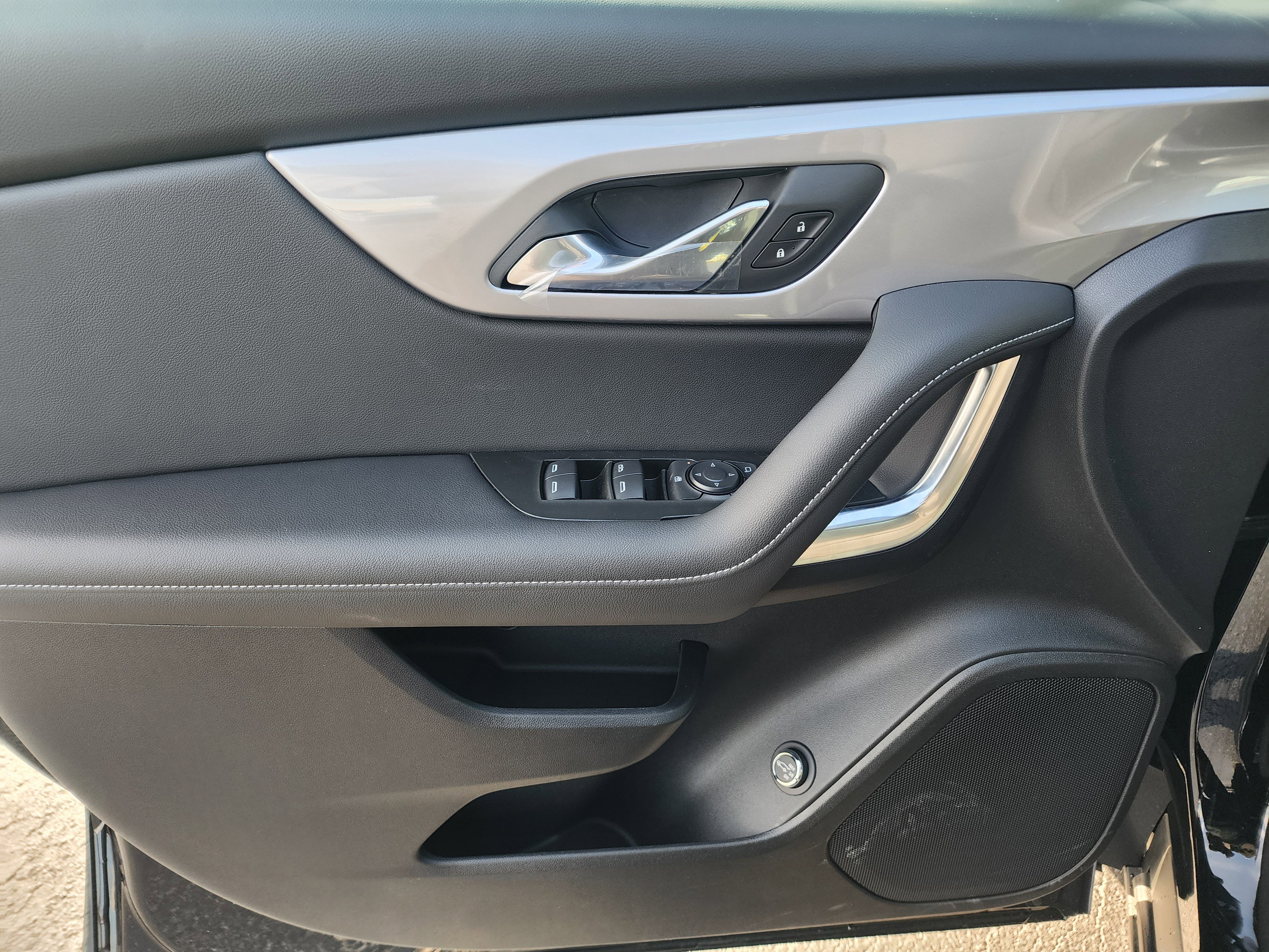 New 2026 Chevrolet Blazer LT w/ Convenience Package image 23