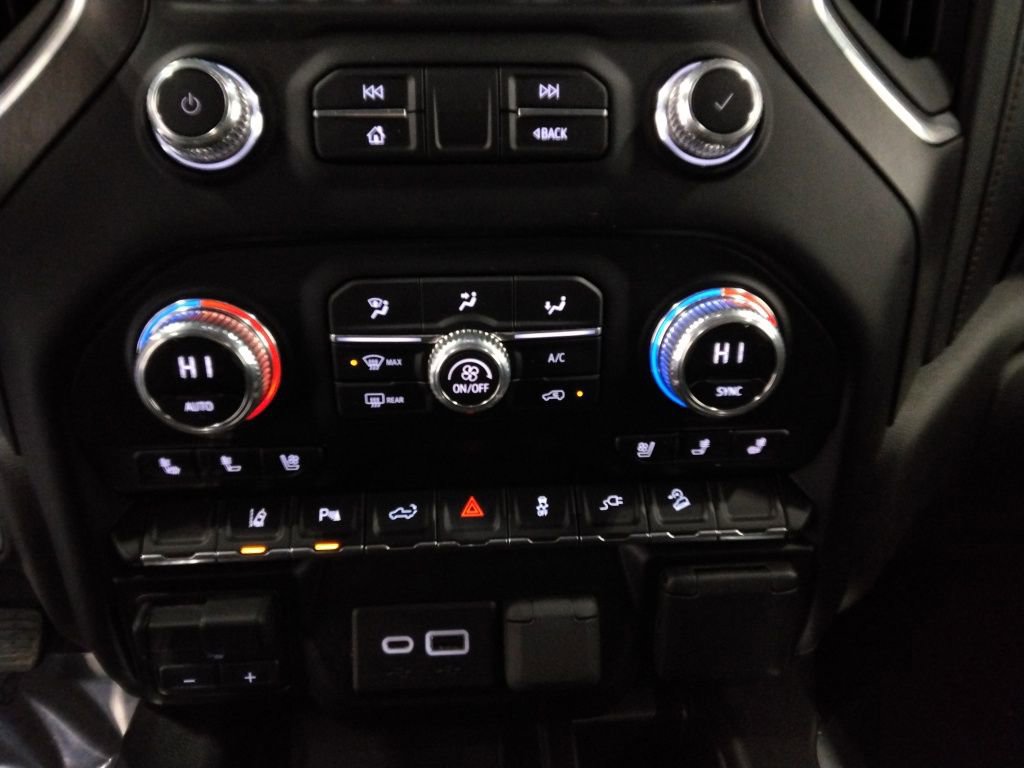Used 2023 GMC Sierra 2500 AT4 w/ AT4 Preferred Package image 19