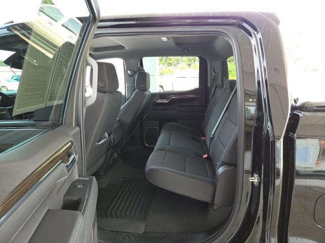 Used 2024 Chevrolet Silverado 1500 LT AWD/4WD image 22