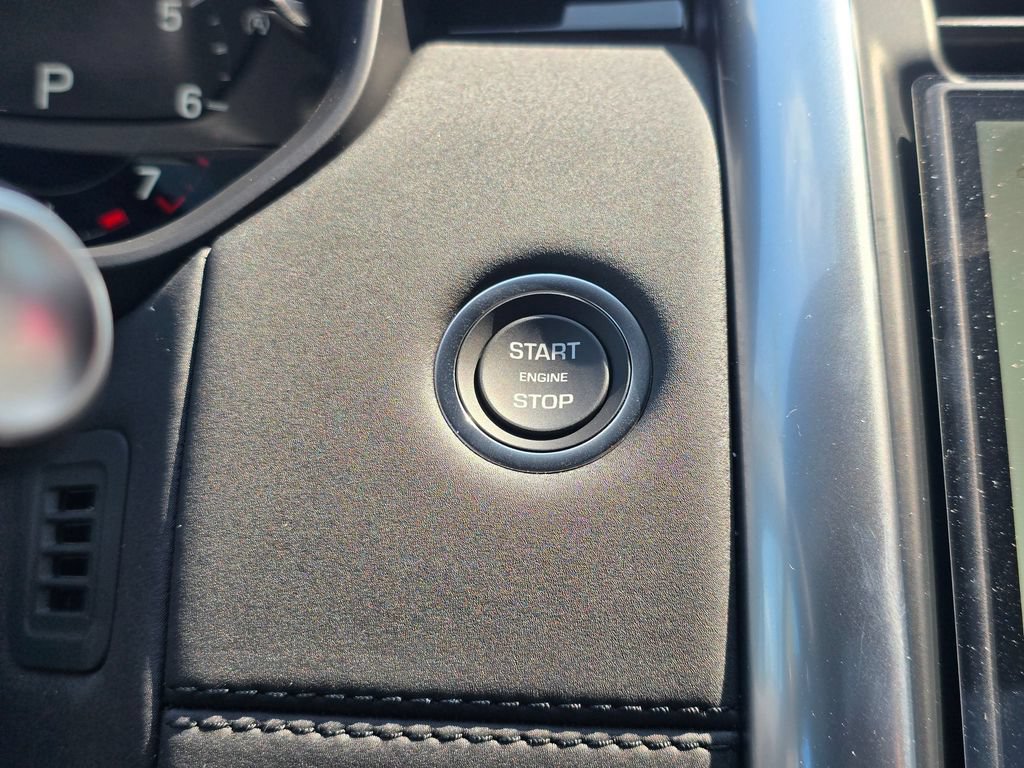 New 2026 Land Rover Discovery S AWD/4WD image 27