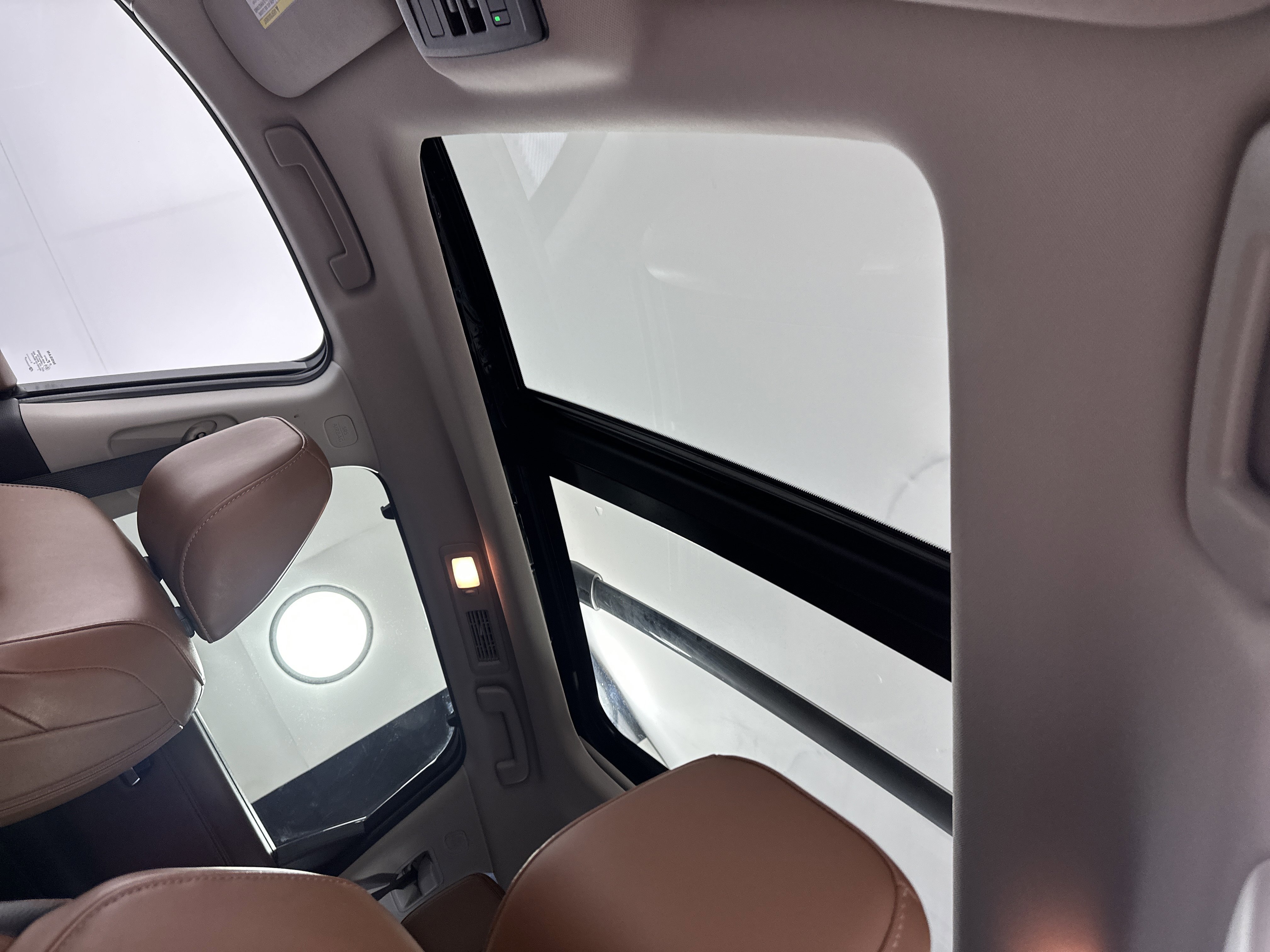 Used 2023 Nissan Pathfinder Platinum w/ Lighting Package (N93) image 18