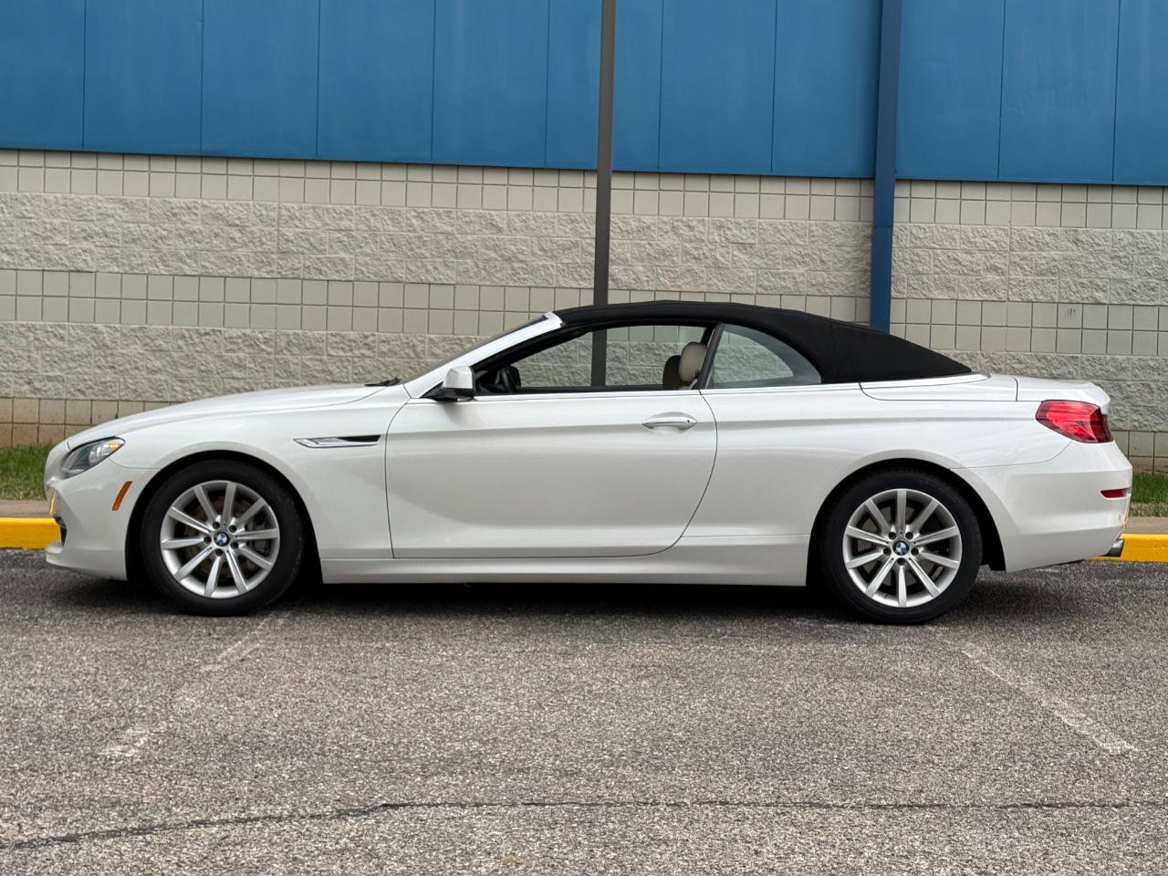 Used 2013 BMW 640i Convertible image 8