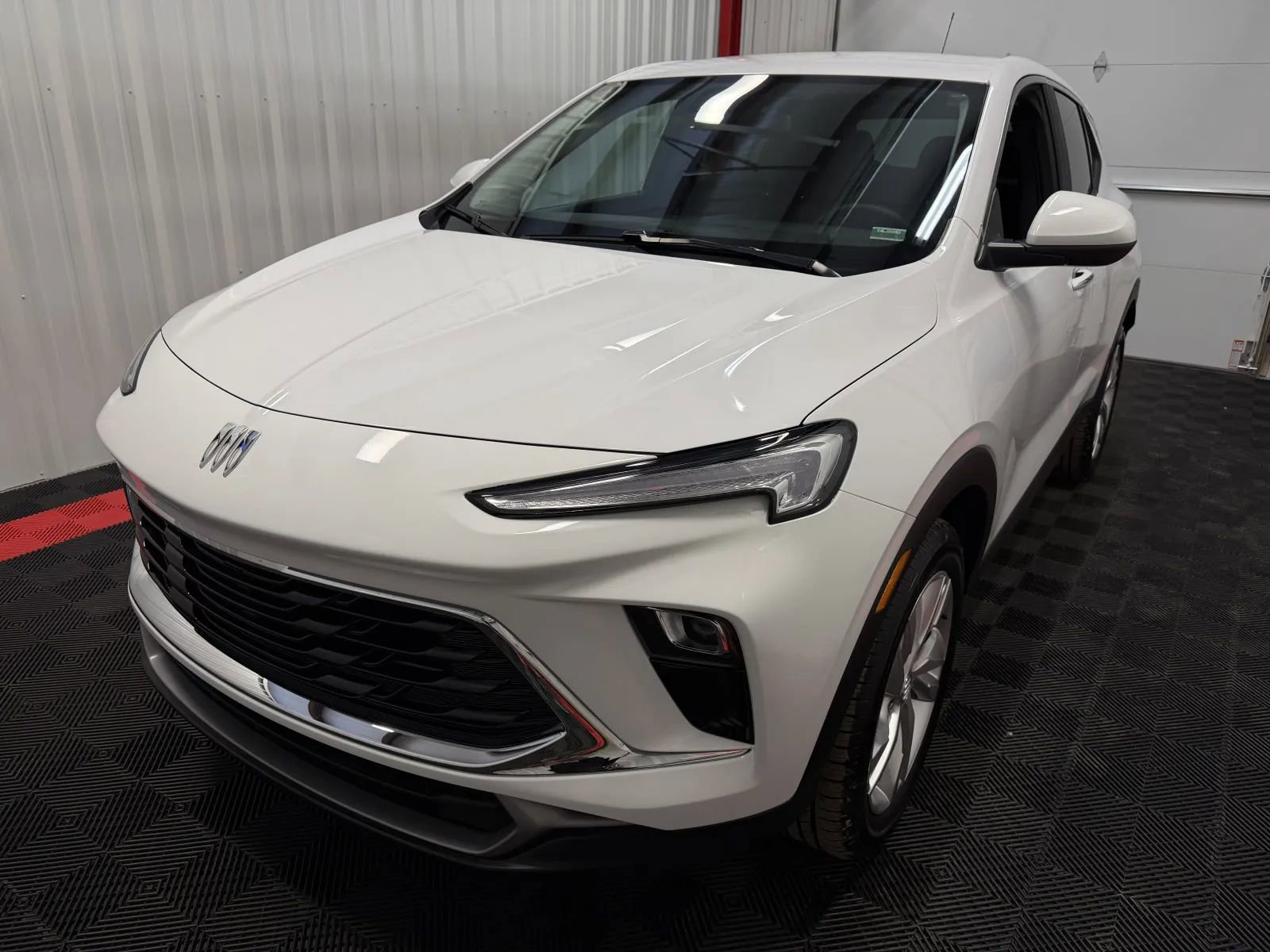 Used 2025 Buick Encore GX Preferred image 10