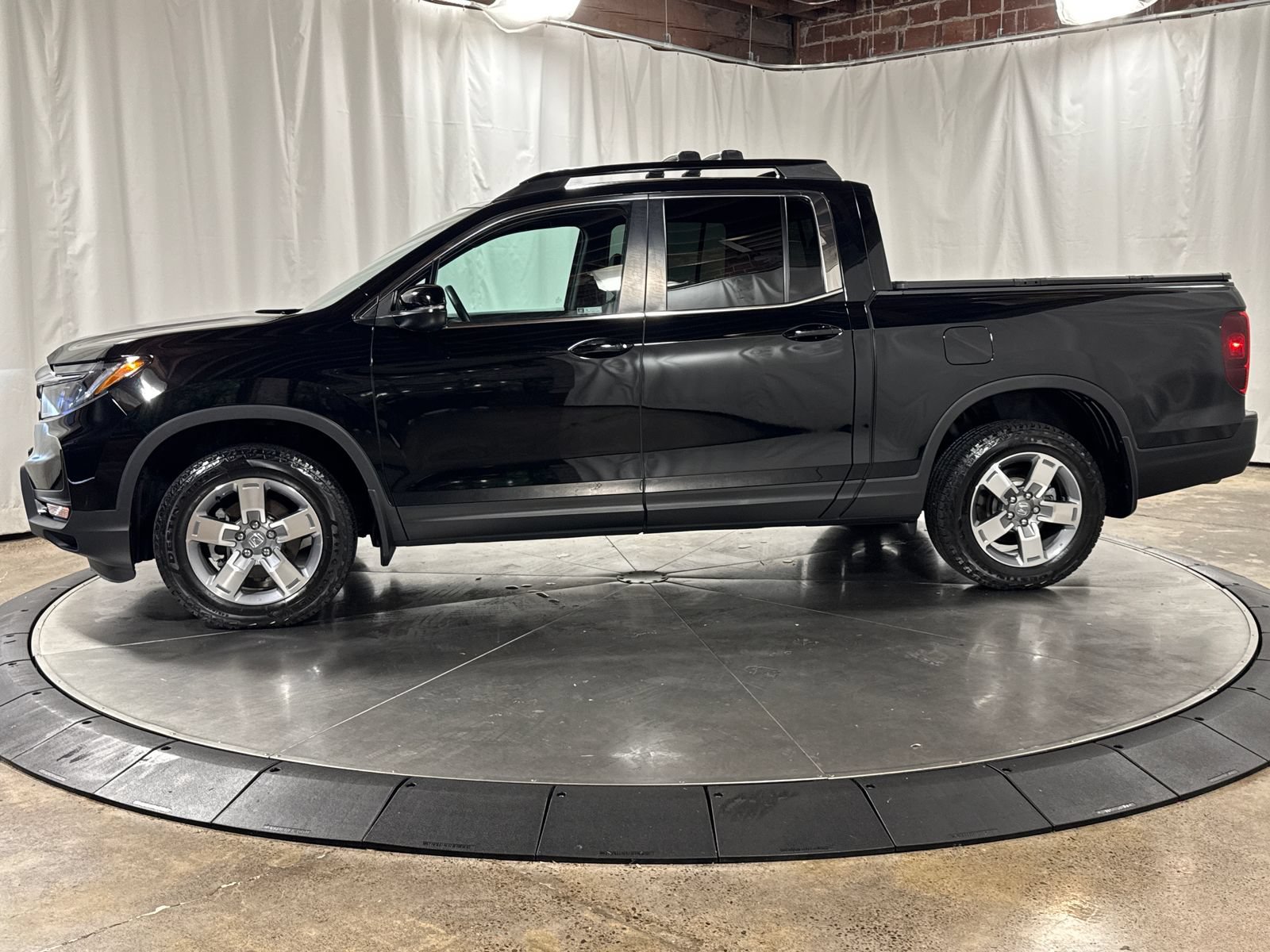 Used 2024 Honda Ridgeline RTL image 8