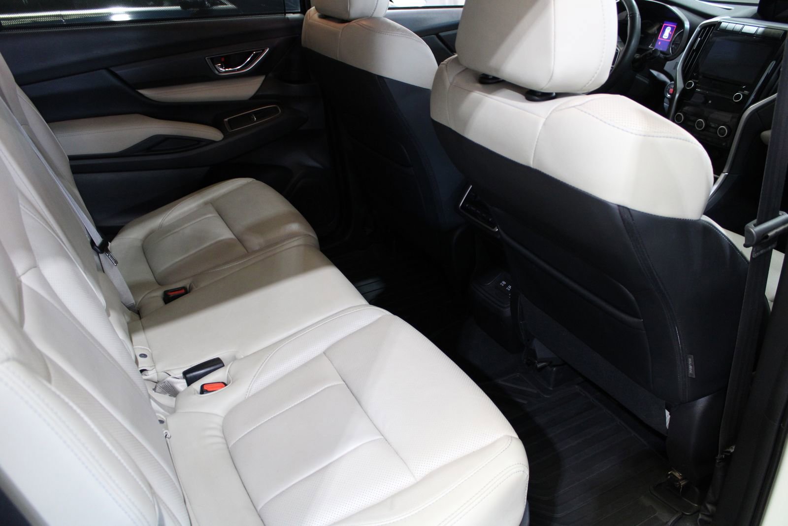 Used 2020 Subaru Ascent Limited w/ Popular Package #3 image 19