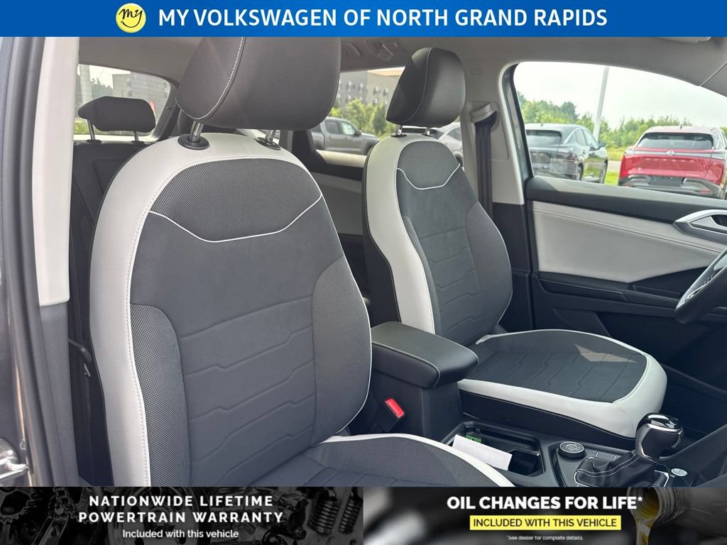 New 2026 Volkswagen Taos SE AWD/4WD image 26