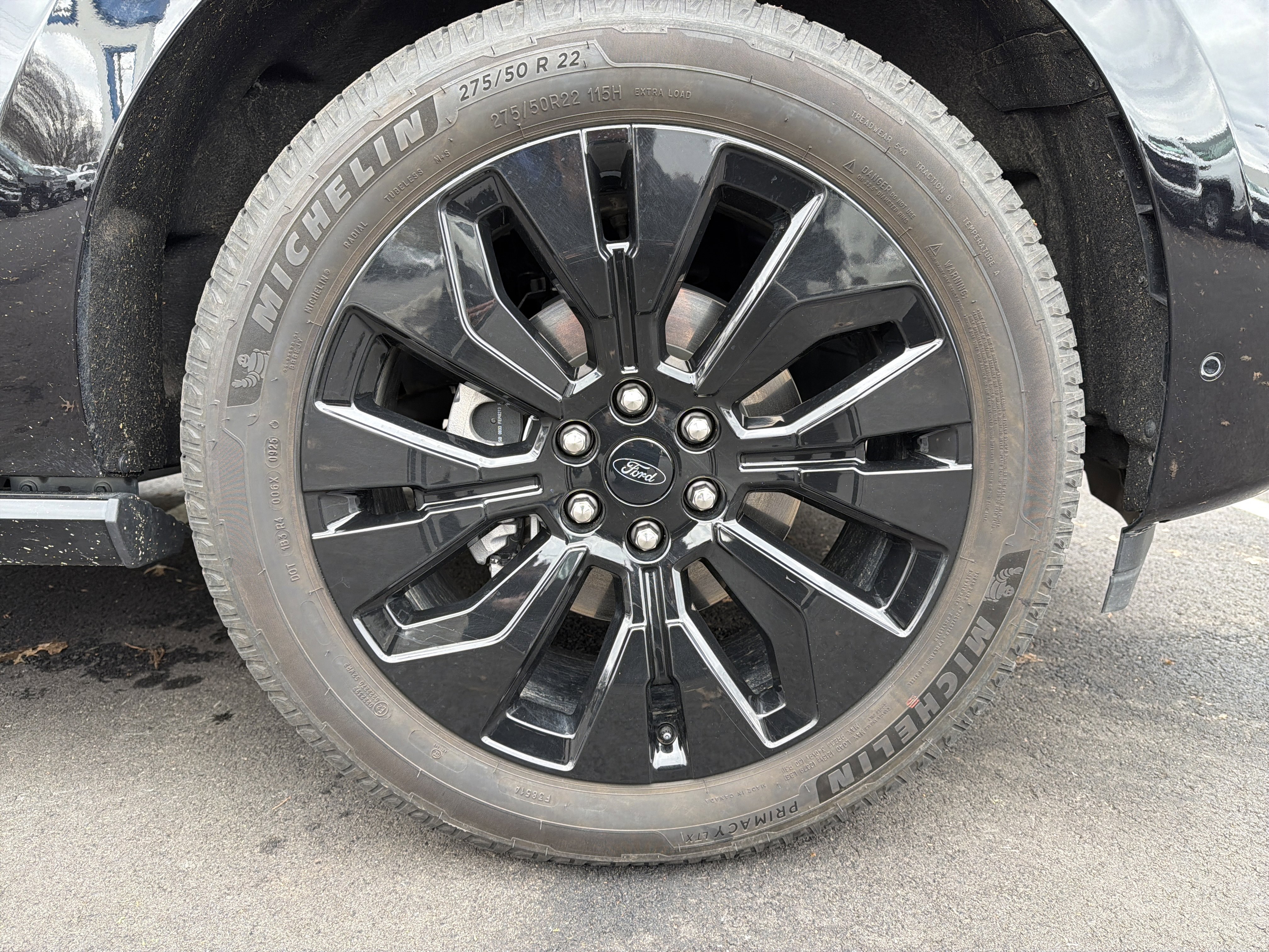 Used 2025 Ford Expedition Max Platinum w/ Stealth Appearance Package image 13