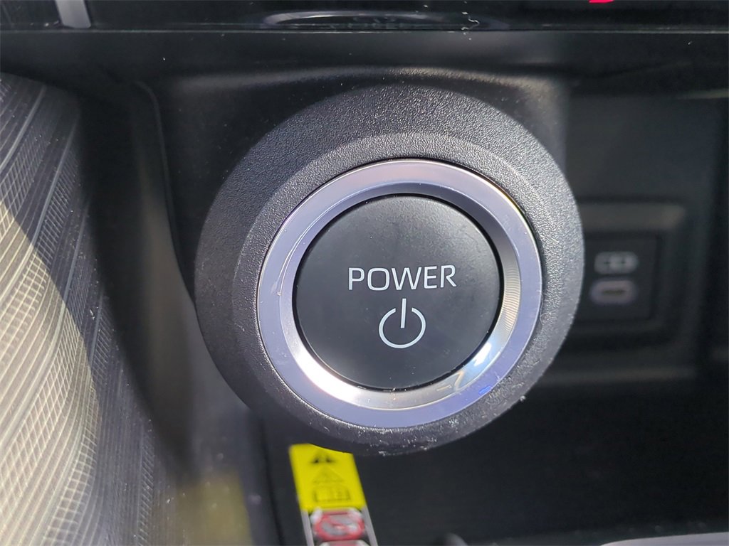 Used 2024 Toyota Venza Nightshade image 31