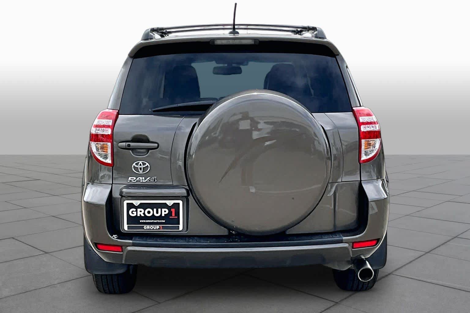 Used 2011 Toyota RAV4 Limited w/ Limited Extra Value Pkg FWD image 4
