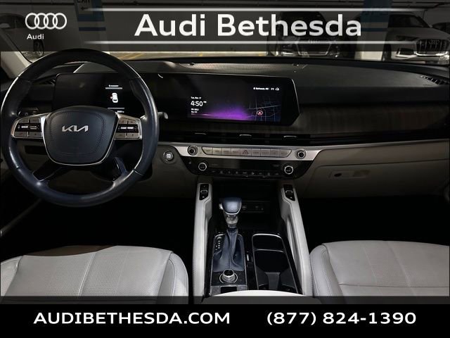 Used 2023 Kia Telluride EX w/ EX Captain's Chair Package image 12