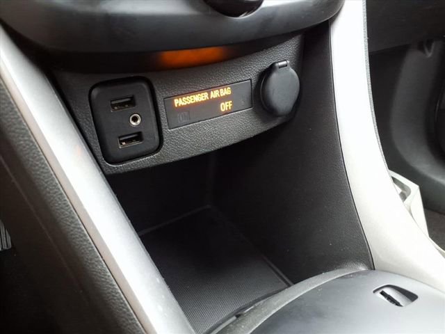 Used 2022 Chevrolet Trax LT w/ LT Convenience Package image 27