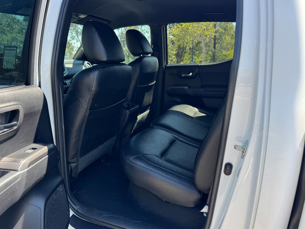 Used 2020 Toyota Tacoma TRD Off-Road w/ Technology Package AWD/4WD image 12