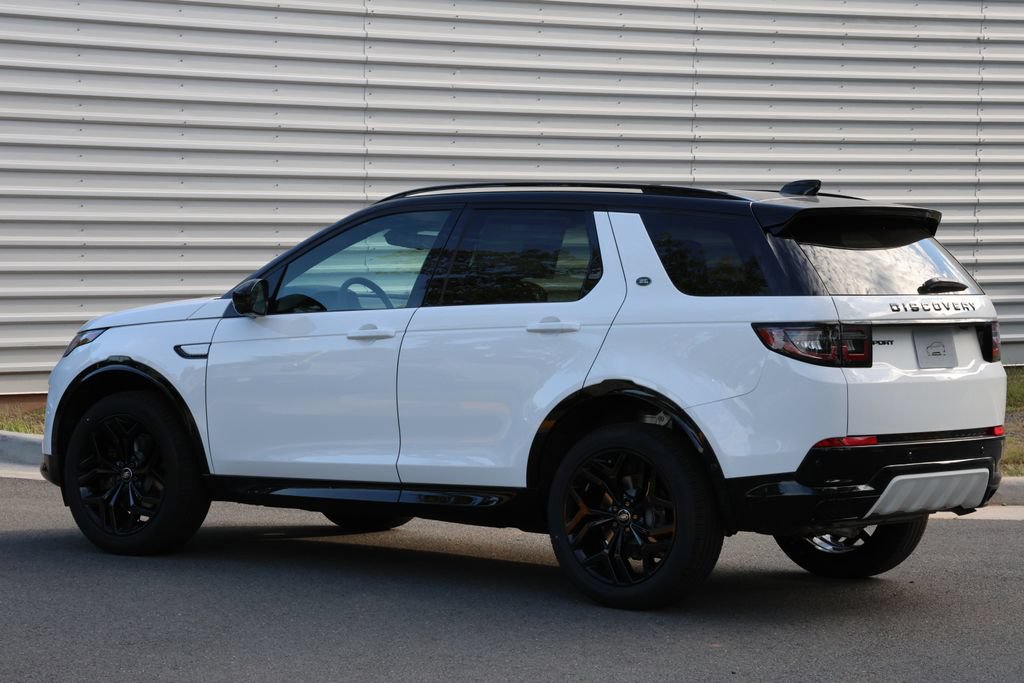 New 2026 Land Rover Discovery Sport Landmark AWD/4WD image 4