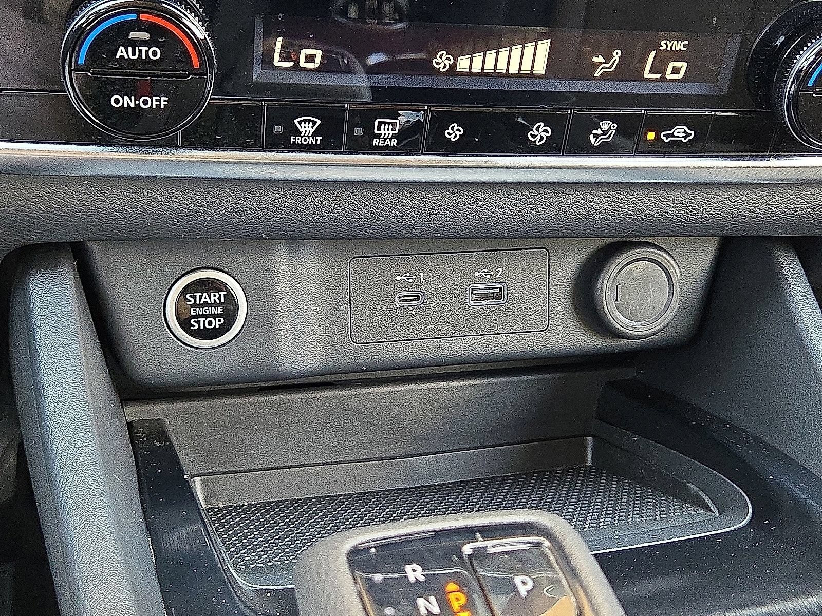 Used 2023 Nissan Rogue SV AWD/4WD image 29