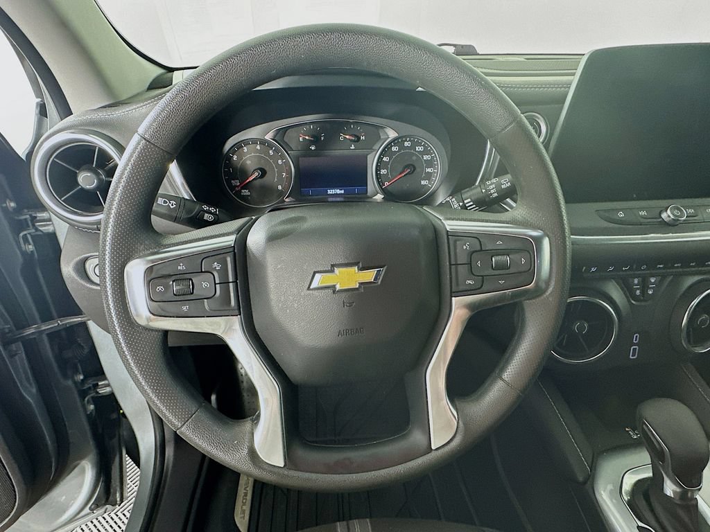 Used 2024 Chevrolet Blazer LT w/ Convenience Package AWD/4WD image 16