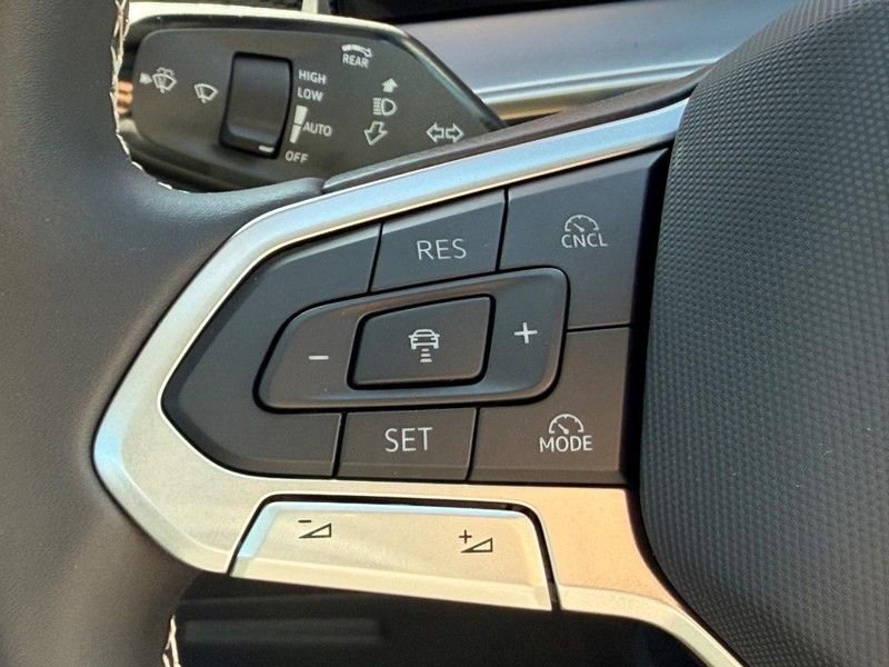 New 2026 Volkswagen Tiguan SE AWD/4WD image 10