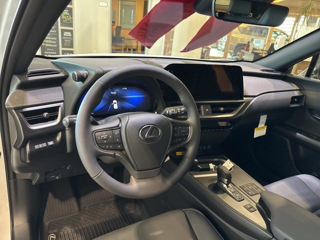 New 2025 Lexus UX 300h AWD image 17