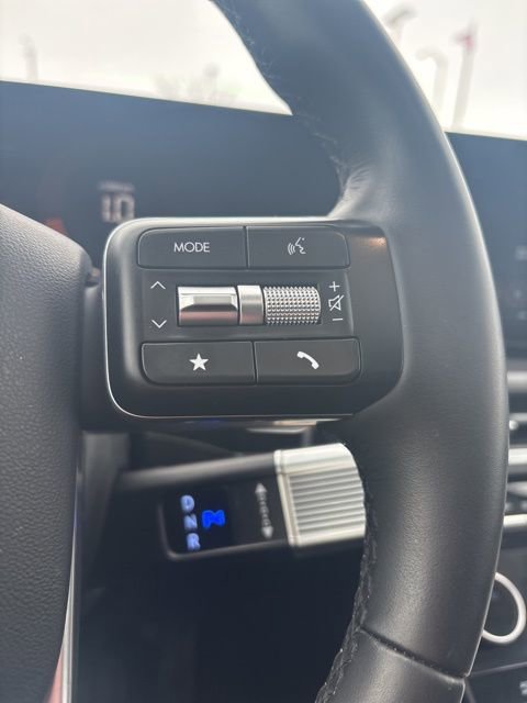 Used 2025 Hyundai Santa Fe XRT image 15