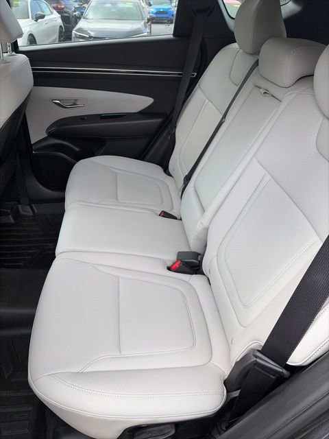 Used 2023 Hyundai Tucson SEL w/ Convenience Package FWD image 4