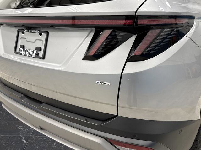 Used 2025 Hyundai Tucson Limited image 36