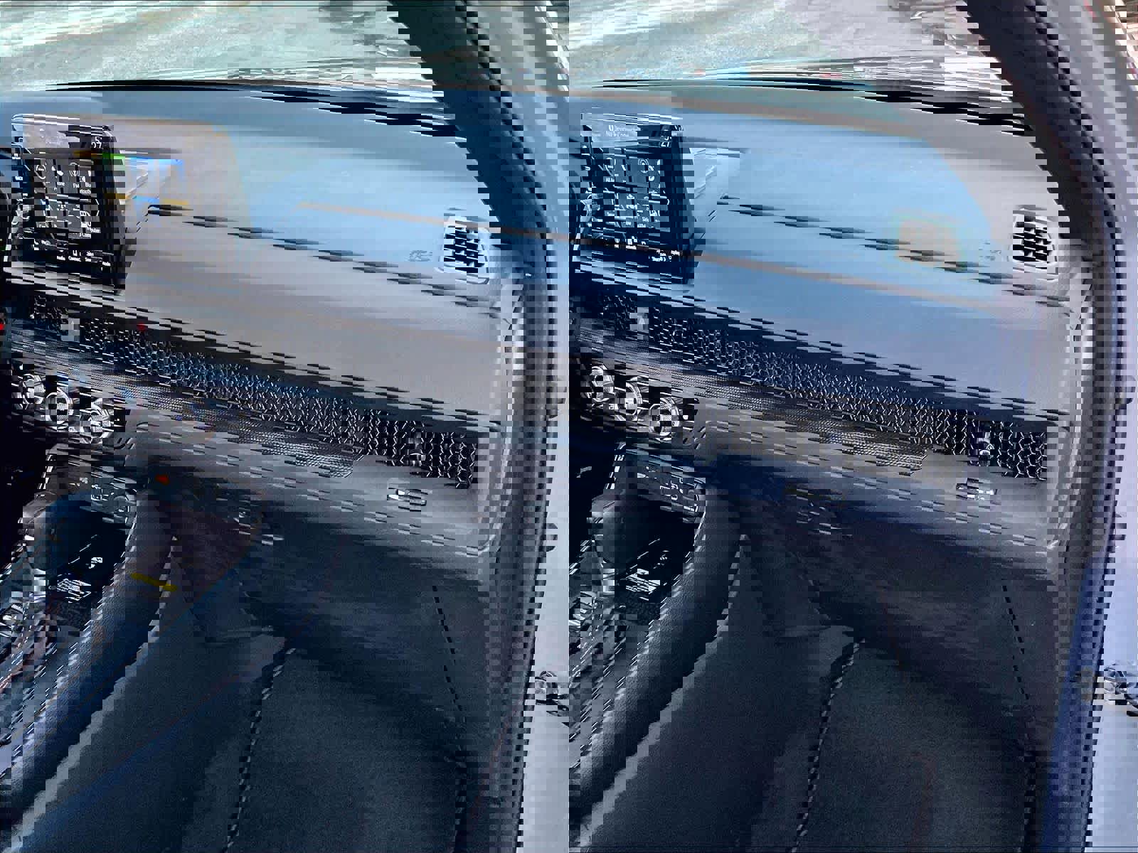 Used 2025 Honda CR-V Sport-L image 13