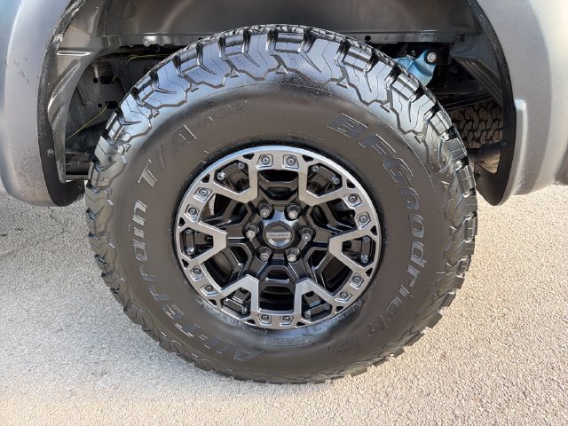 Used 2018 Ford F150 Raptor w/ Equipment Group 802A Luxury AWD/4WD image 31