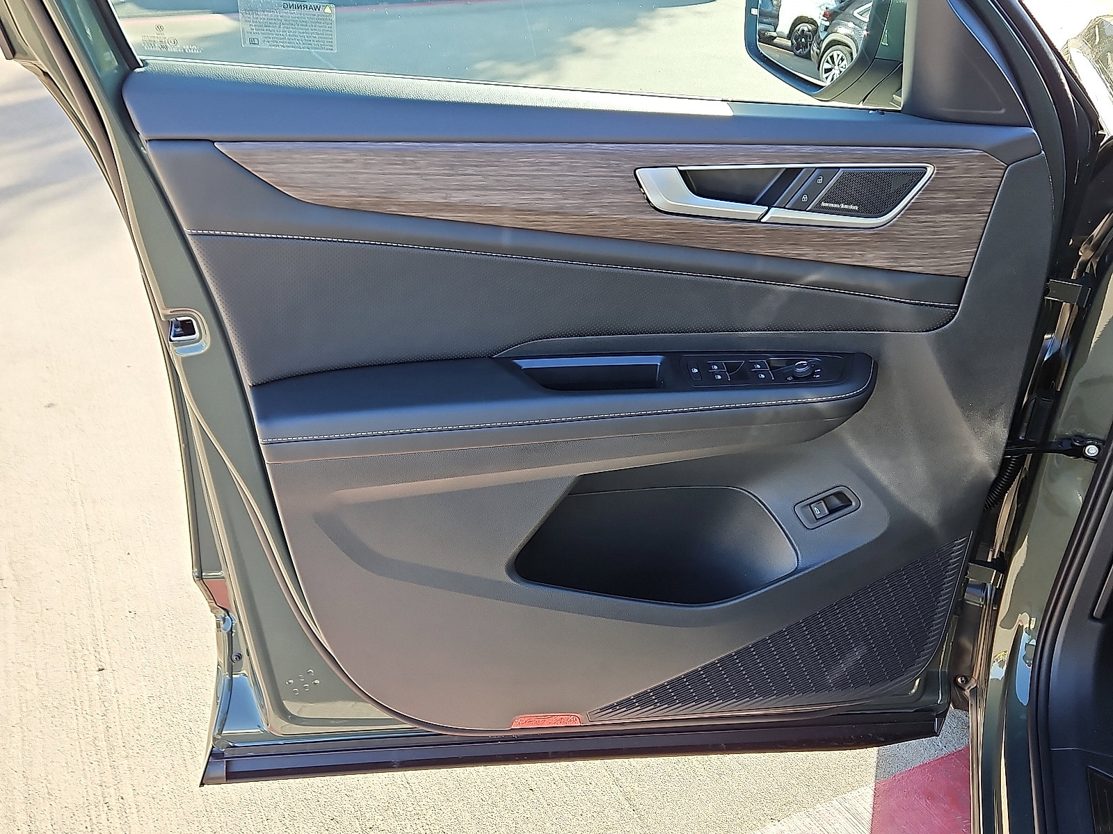 New 2026 Volkswagen Atlas SEL Premium R-Line image 16