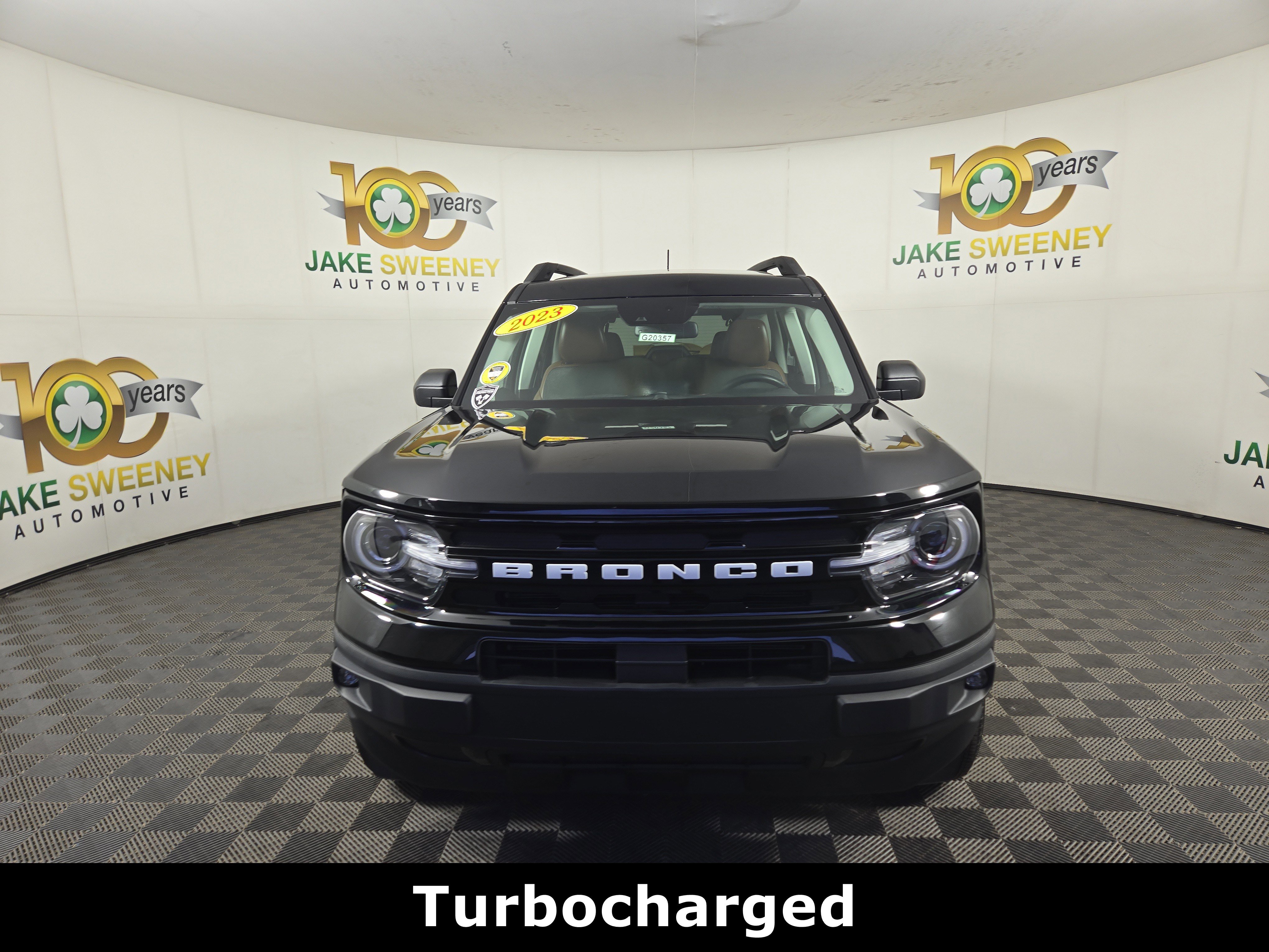 Used 2023 Ford Bronco Sport Outer Banks w/ Tech Package AWD/4WD image 2