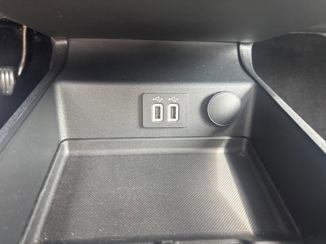 Used 2019 Ford Fusion SE w/ Equipment Group 151A image 28