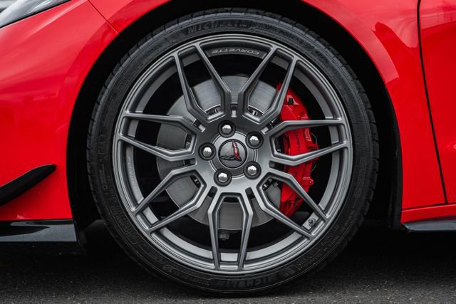 Used 2025 Chevrolet Corvette Z06 image 18