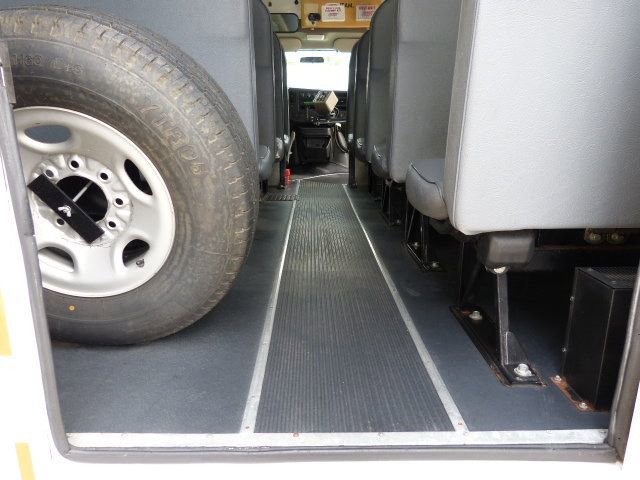 Used 2008 Chevrolet Express 3500 w/ School Bus Package image 15