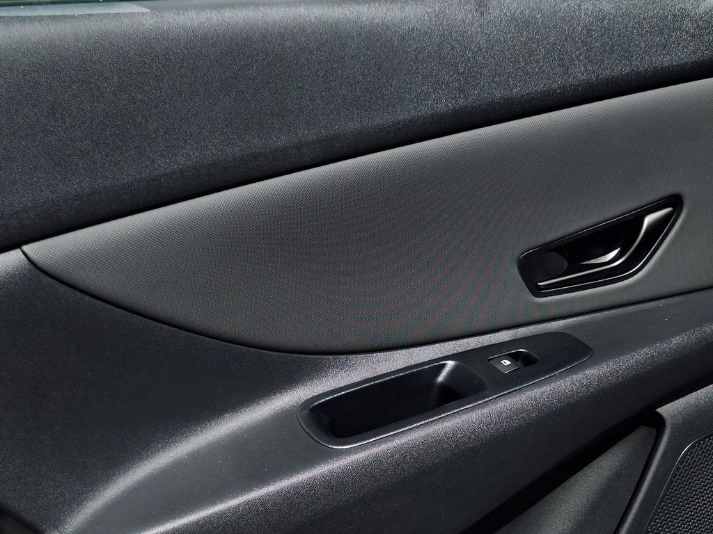 New 2026 Hyundai Elantra SEL Sport Premium FWD image 13