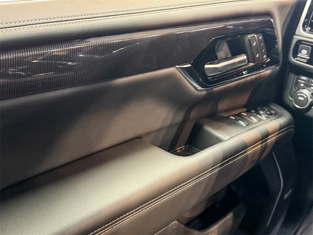 New 2026 GMC Yukon Elevation image 34