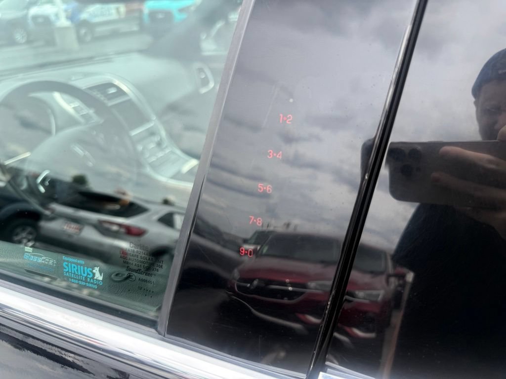 Used 2018 Lincoln MKX Reserve FWD image 12
