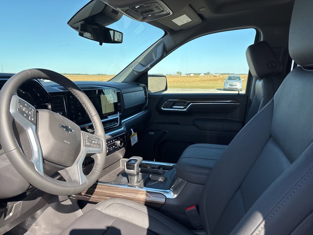 New 2026 Chevrolet Silverado 1500 LT Trail Boss w/ LT Trail Boss Premium Package image 12