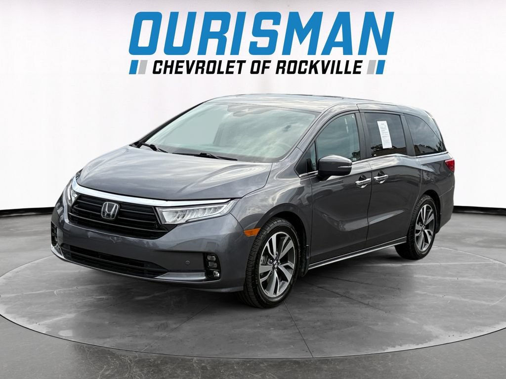 Used 2024 Honda Odyssey Touring image 2