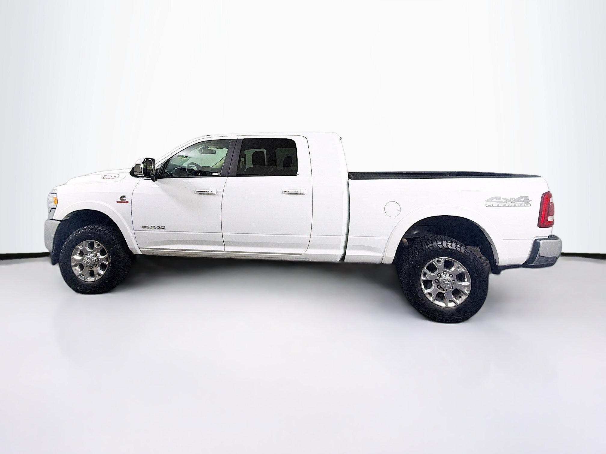 Used 2020 RAM 2500 Laramie AWD/4WD image 4