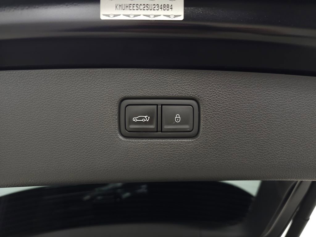 Used 2025 Genesis GV80 3.5T Prestige AWD/4WD image 10