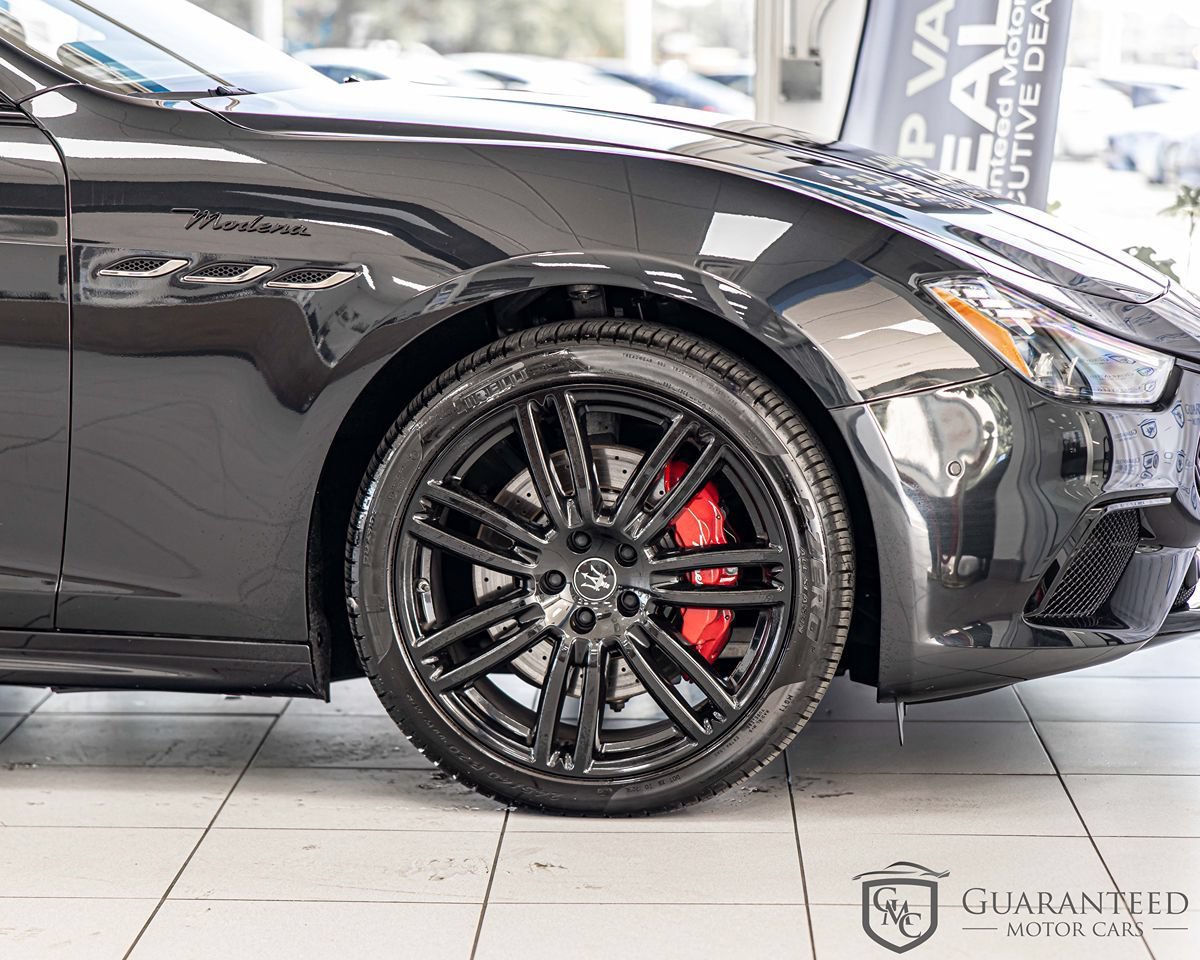 Used 2024 Maserati Ghibli Modena Q4 AWD/4WD image 11