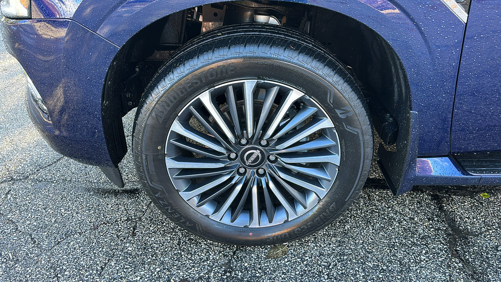 Certified 2025 Nissan Armada Platinum Reserve image 9