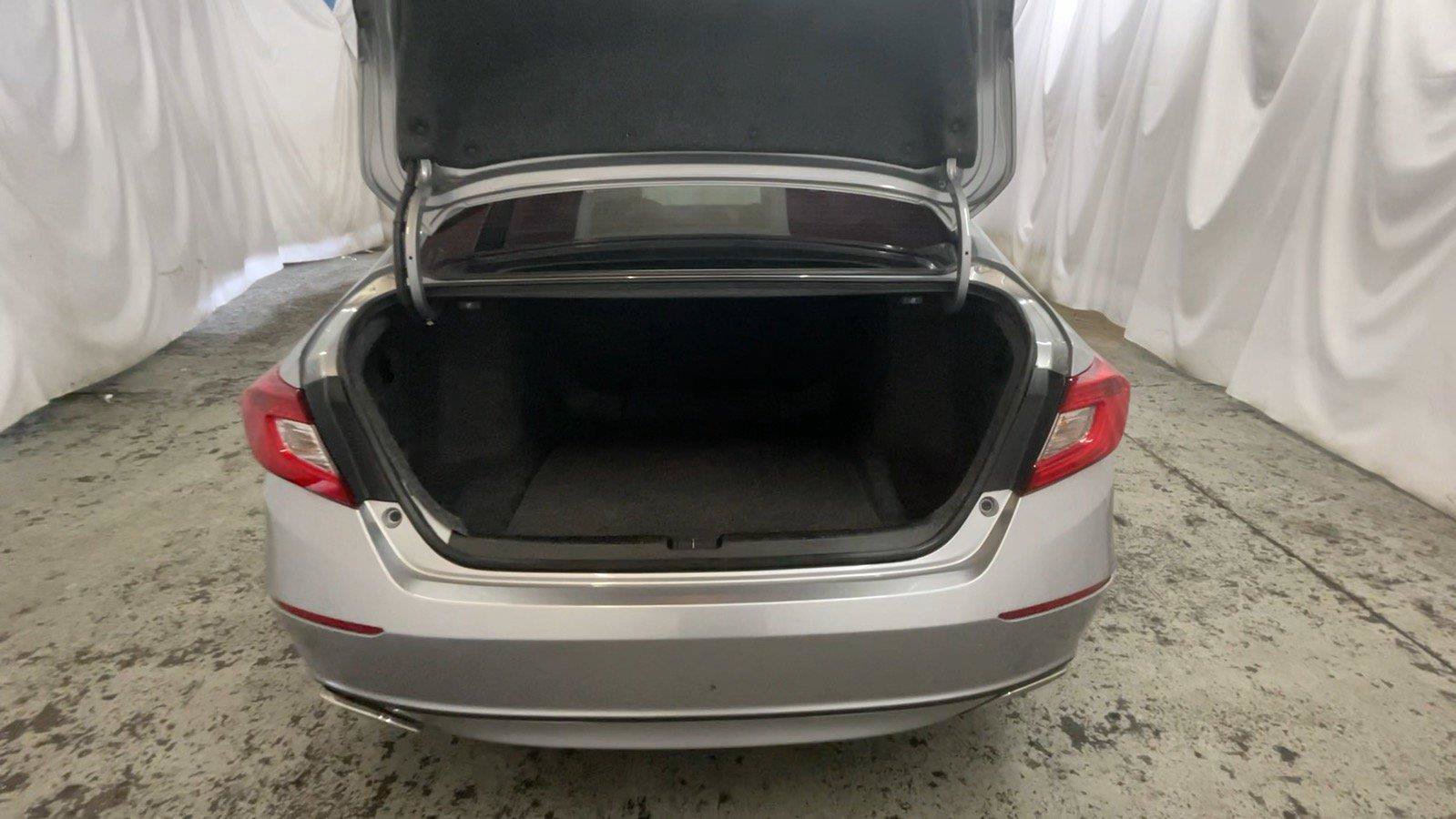 Used 2020 Honda Accord Sport image 21