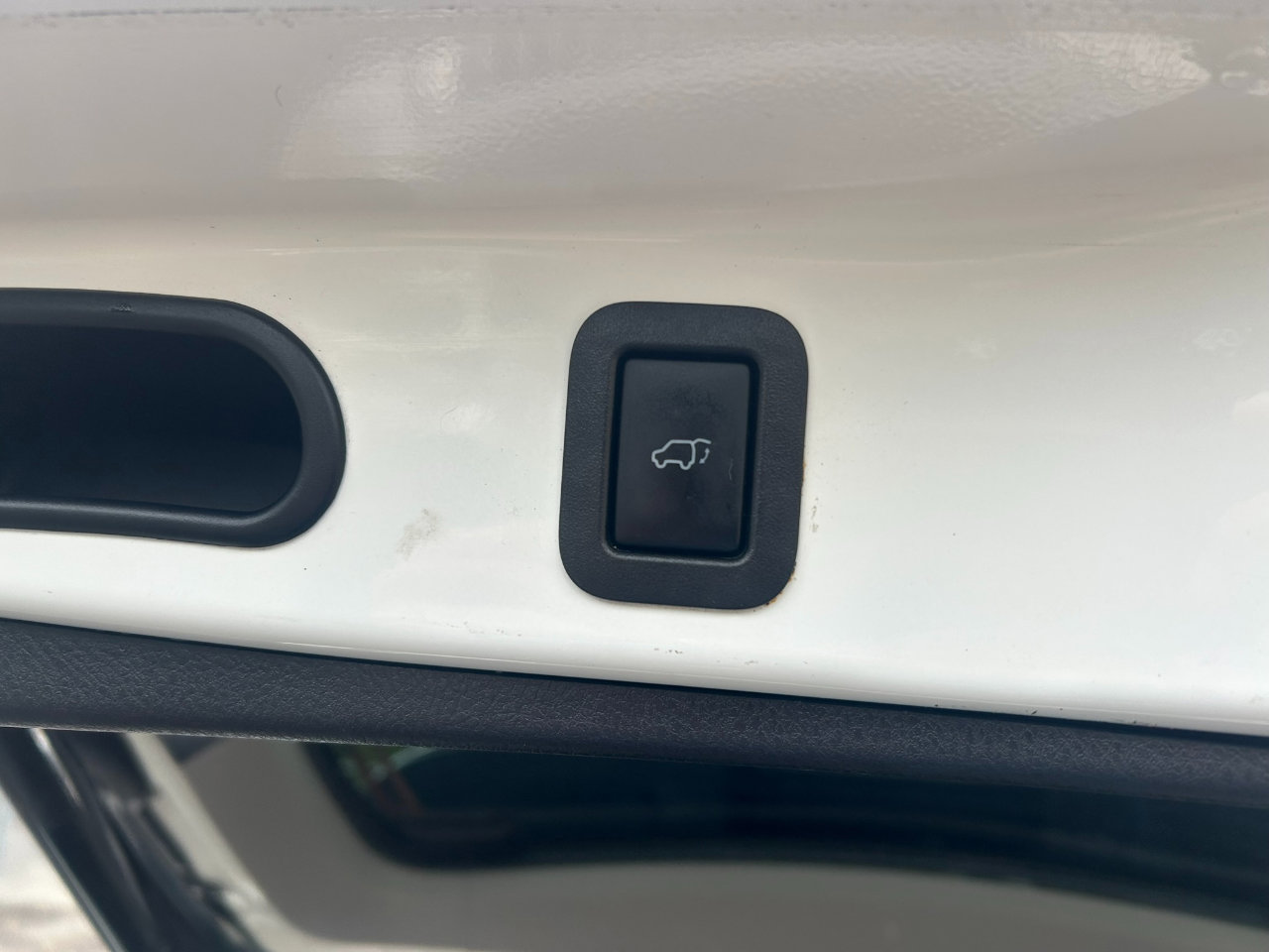 Used 2016 Toyota Highlander Limited Platinum image 21