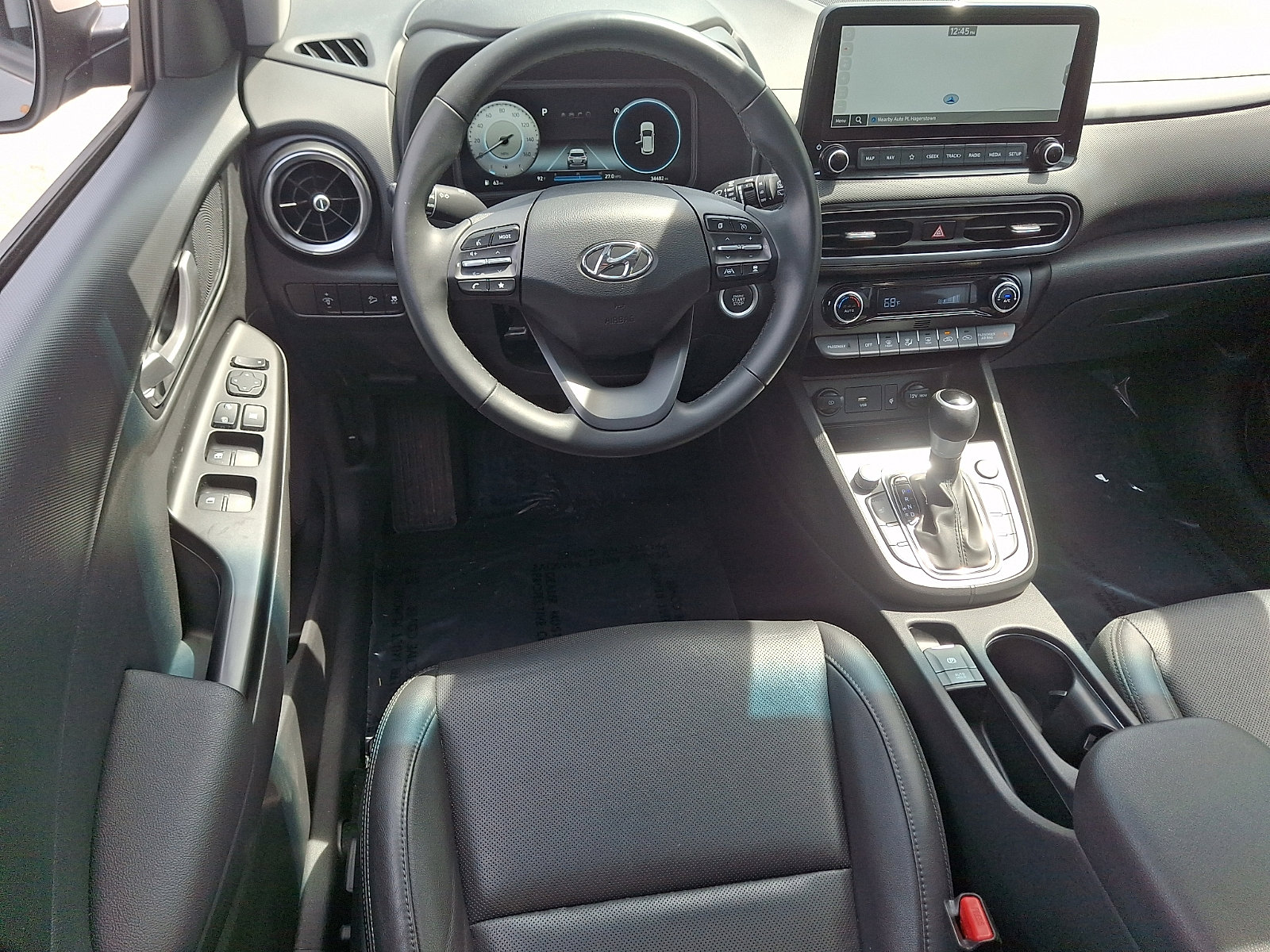 Used 2023 Hyundai Kona Limited image 11