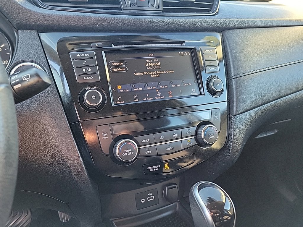 Used 2020 Nissan Rogue SV AWD/4WD image 8
