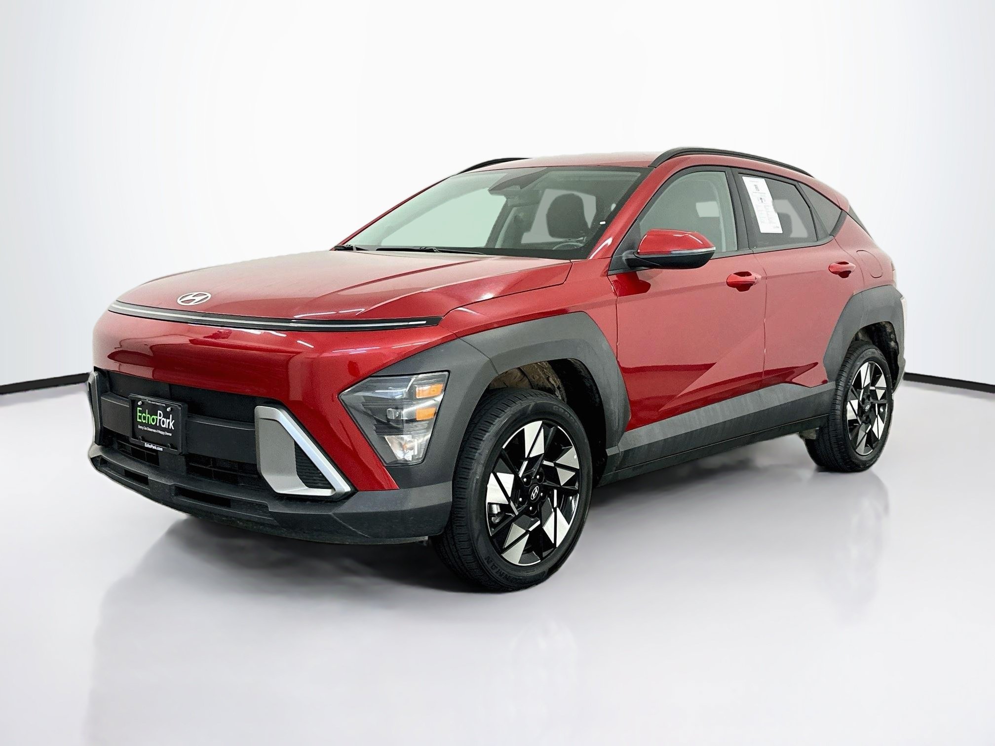 Used 2025 Hyundai Kona SEL AWD/4WD image 3
