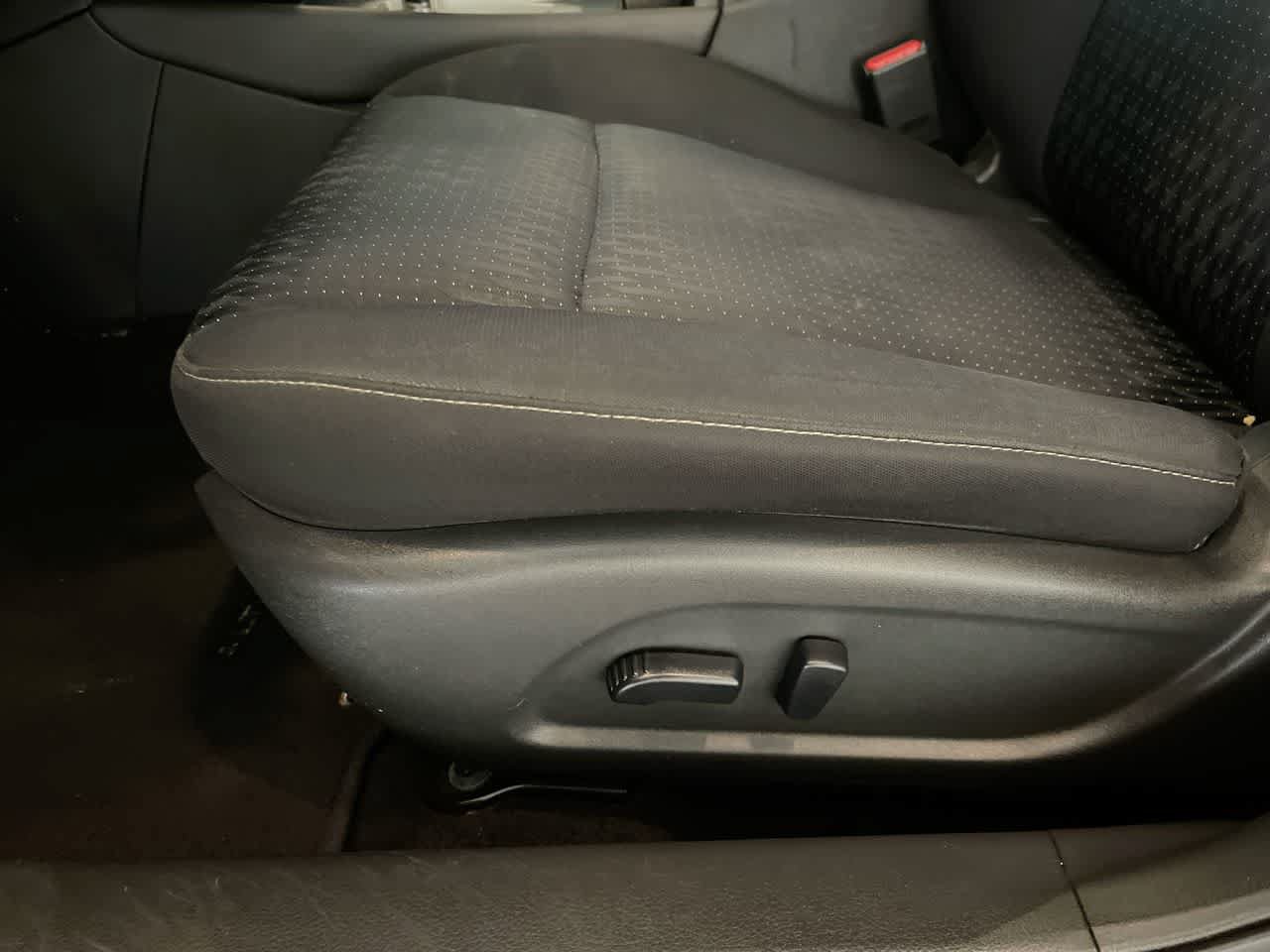 Used 2016 Nissan Altima 2.5 S w/ Power Driver Seat Package FWD image 12