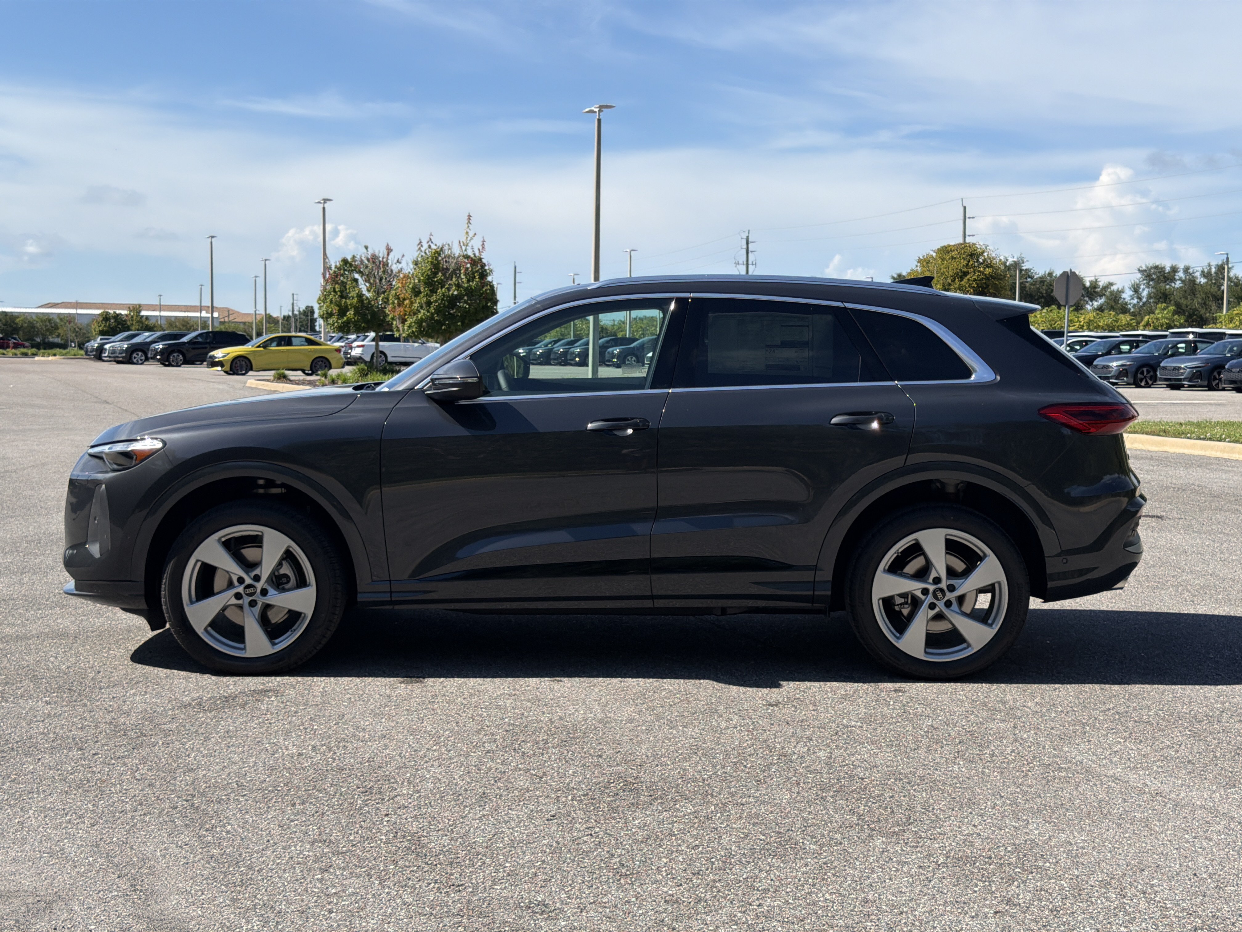 New 2026 Audi Q5 Premium Plus AWD/4WD image 4